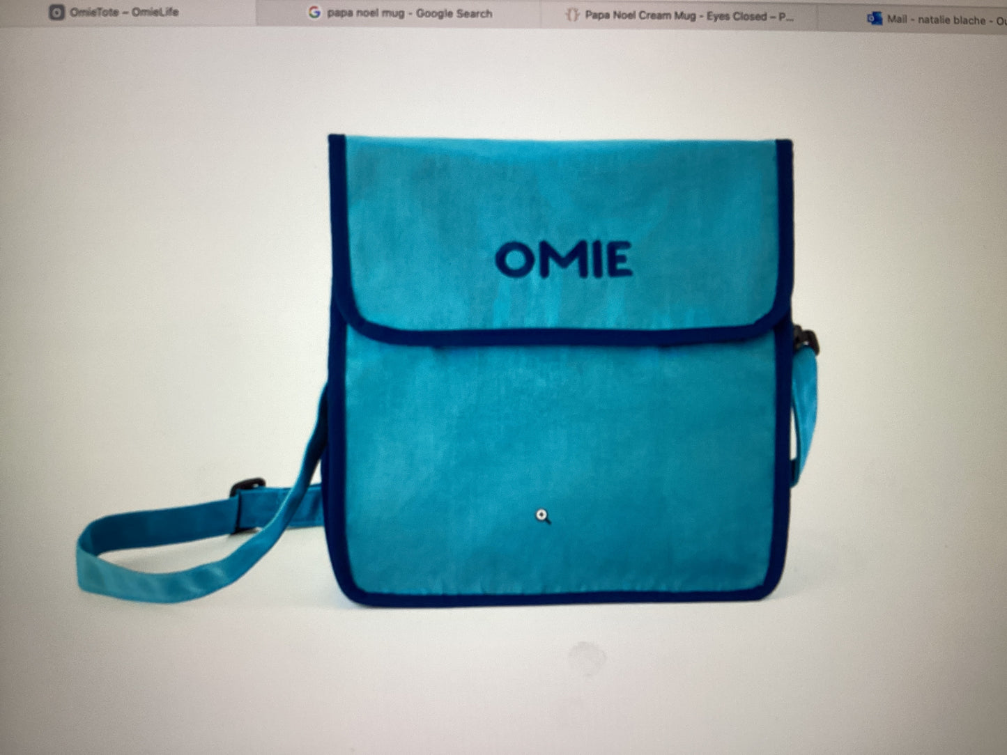 Omie tote-blue