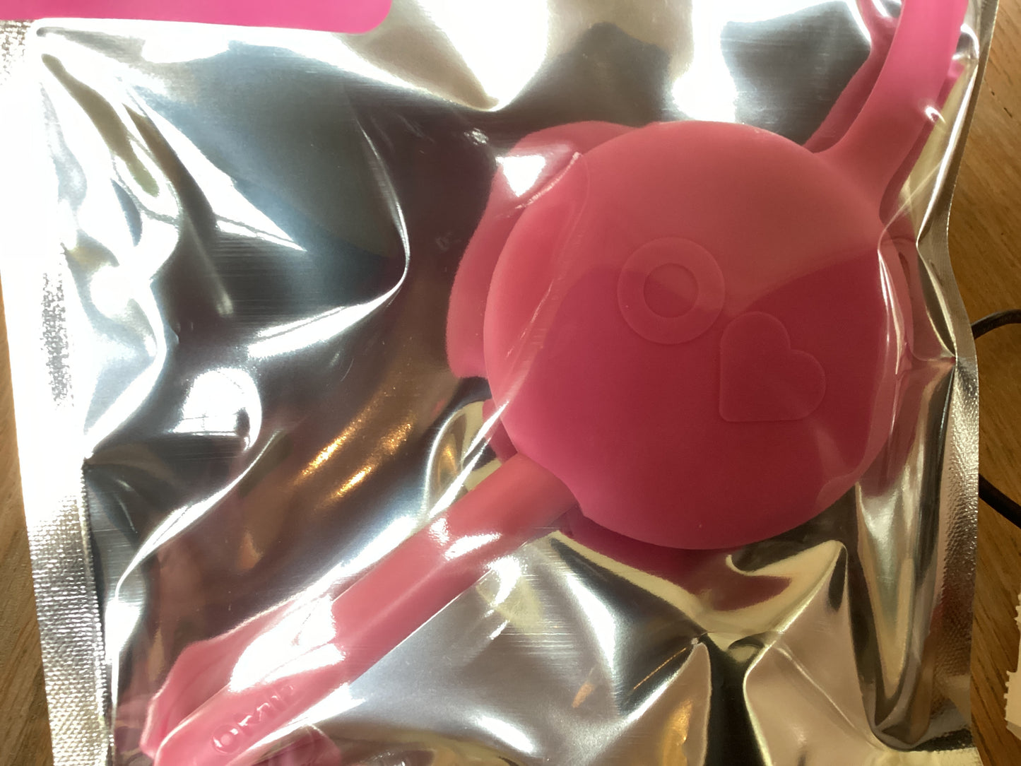 Omie pod- pink