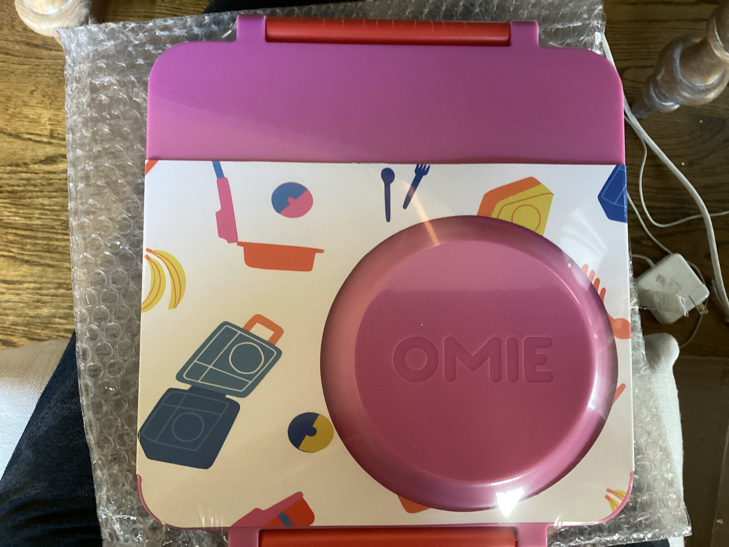Omie box-pink