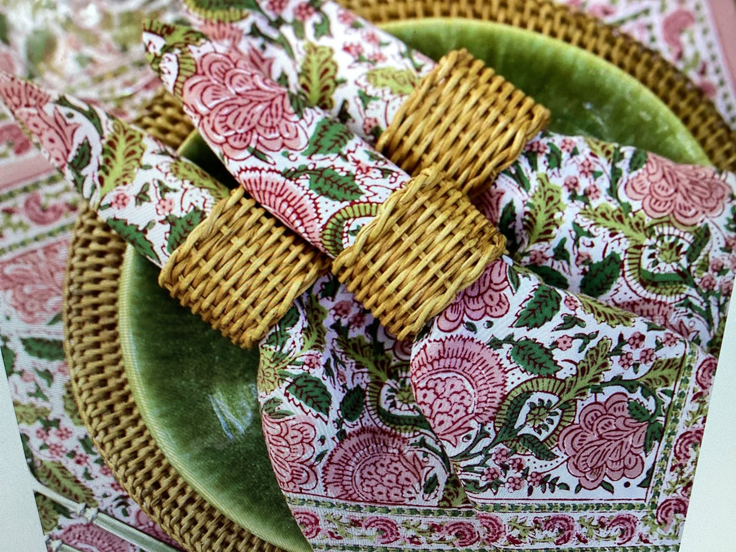 Pomegranate-napkin rings set 4 rattan