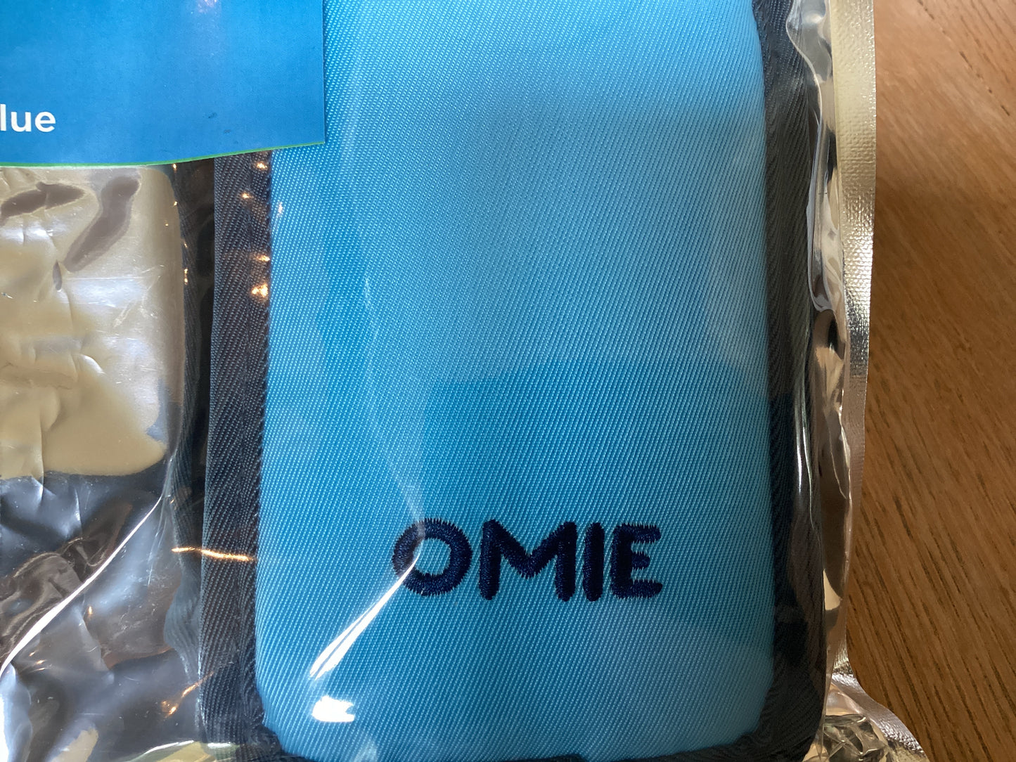 Omie chill-blue