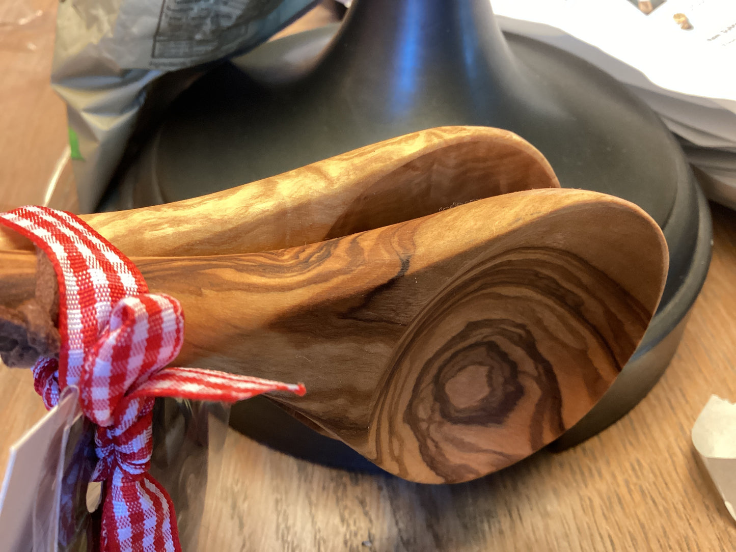 Olive wood-salad spoon set