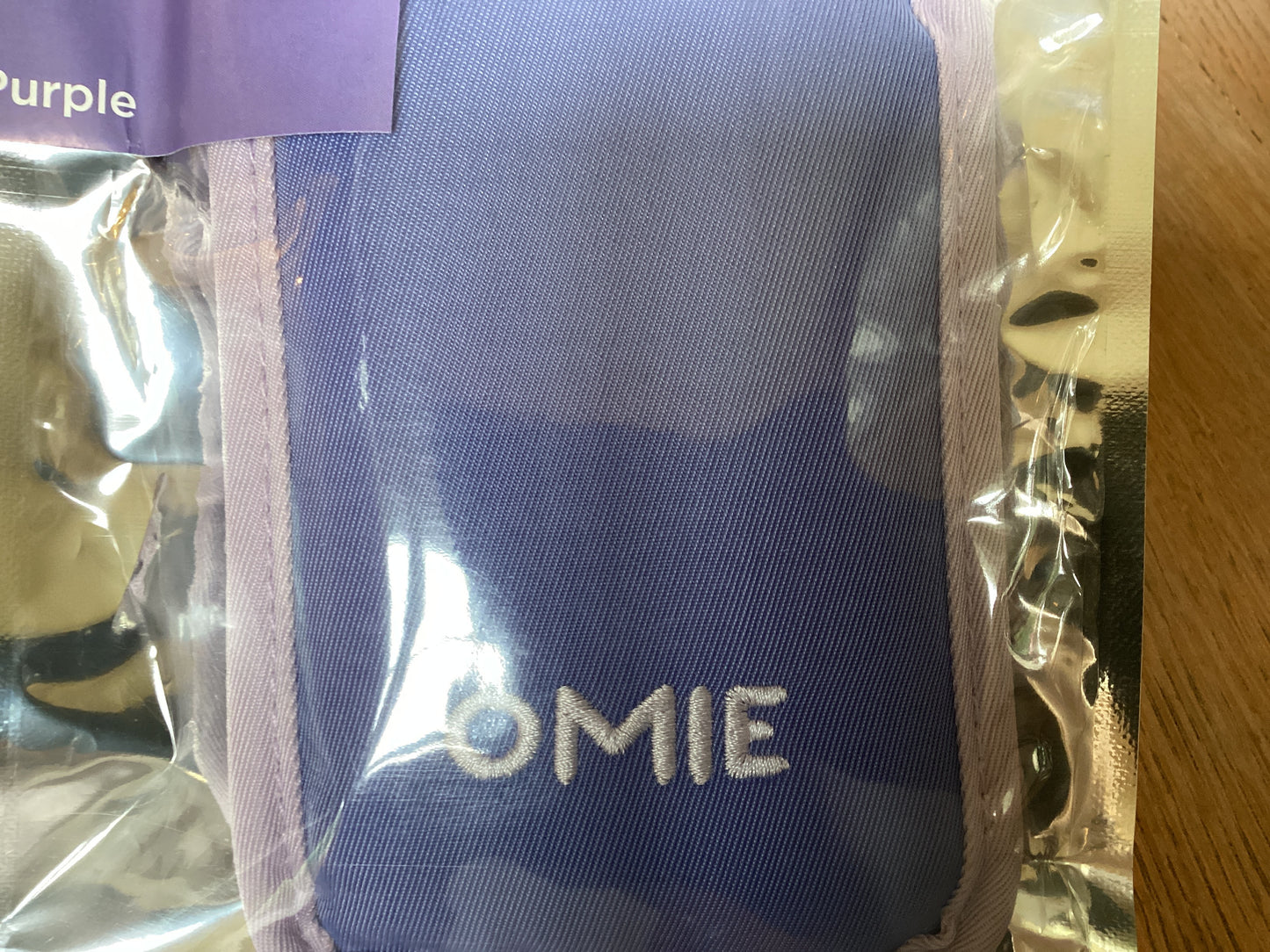 Omie chill-purple