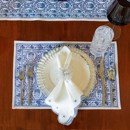 Pomegranate - Scalloped Knot Light Blue Napkins set of 4
