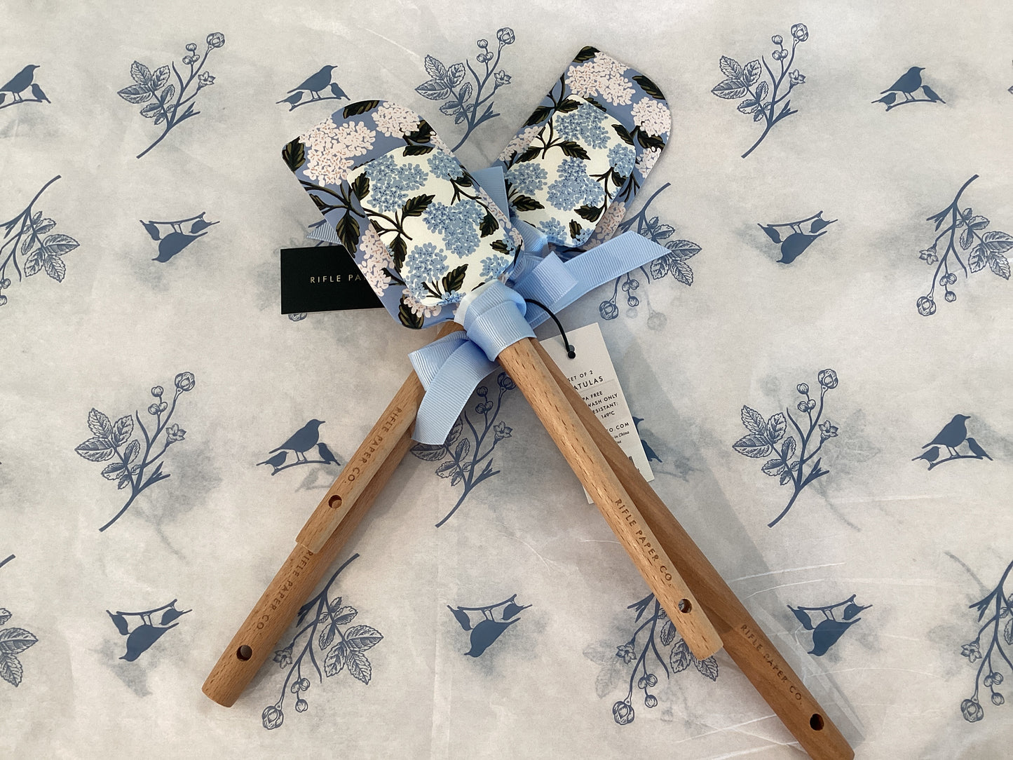 Rifle Paper Co.-Hydrangea Spatula Set