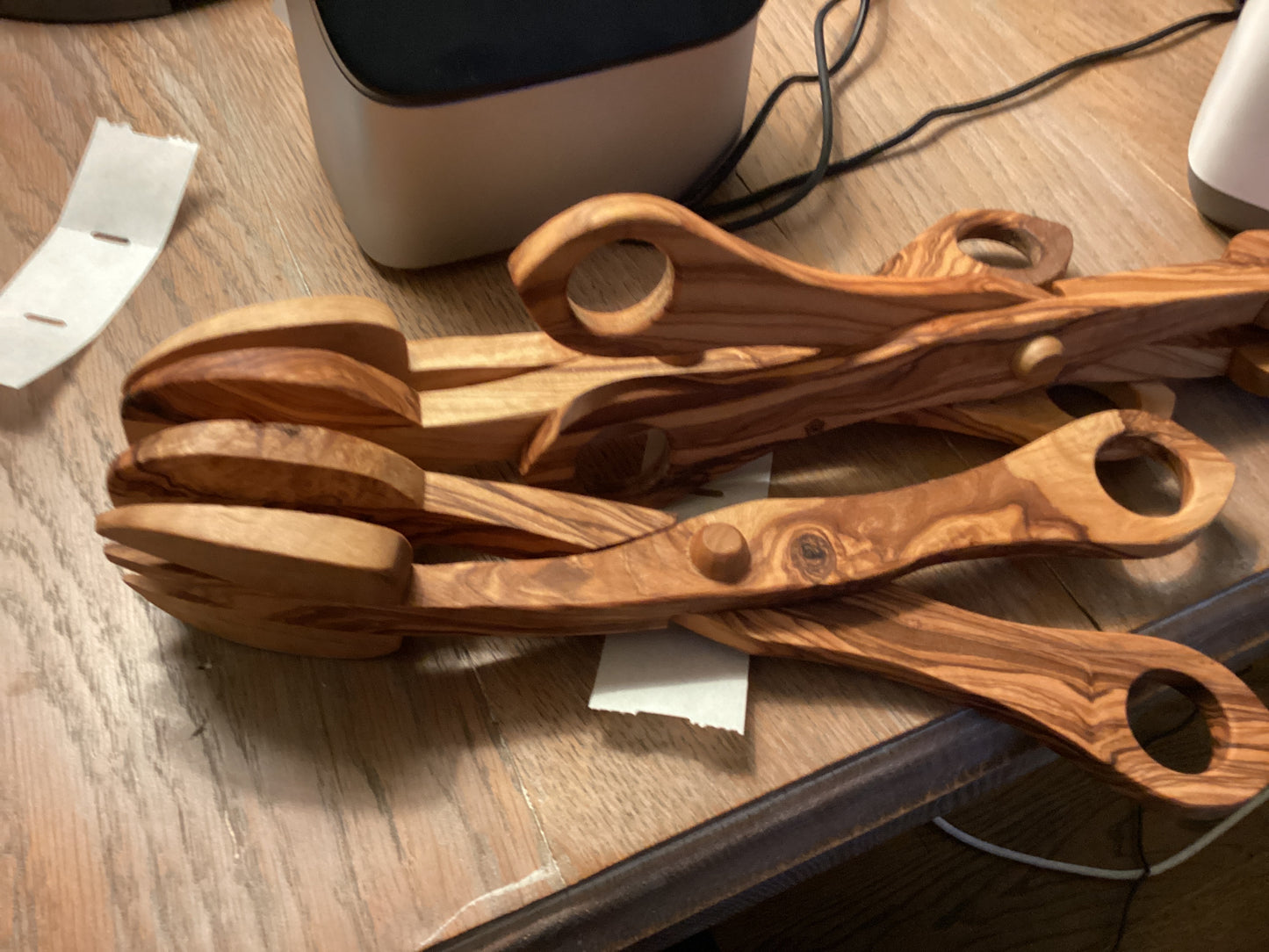 Olive wood-serving tongs